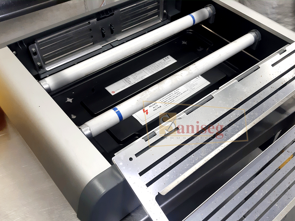 FALLAS EN EL ENCENDIDO DE LA TRAMPA DE LUZ UV